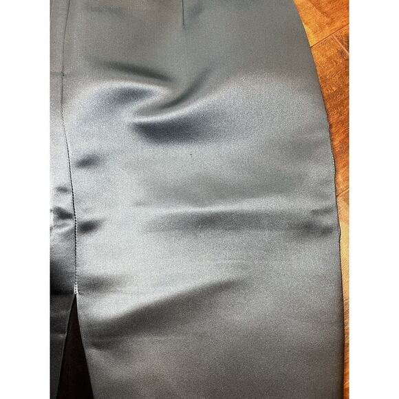 Gucci Made in Italy 100% silk Deep Blue/Gray Pencil Skirt with Slit Size 40/S - Picture 3 of 10